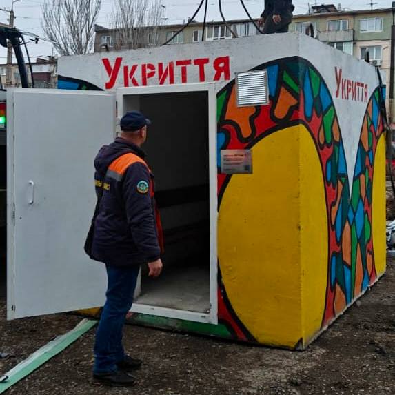 Дві нові мобільні захисні споруди отримав Краматорськ від бізнесу 